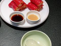 -蝴蝶里·粤菜·点心(滨江龙湖店)