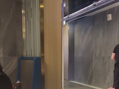 -海底捞火锅(长宁路龙之梦店)