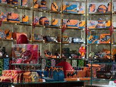 -VENCHI 闻绮(北京国贸商城店)