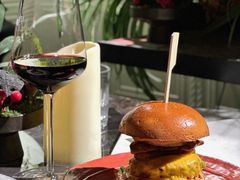 -LESCEDARS Brasserie Bistro香柏树