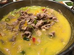 锅仔酸汤肥牛-八分饱·西津会(西津渡店)