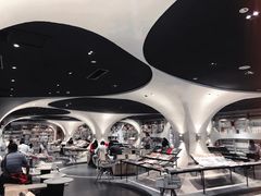 -钟书阁(珍园店)