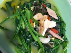 上汤菠菜-新白鹿餐厅(西湖银泰店)