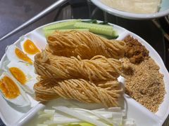 -挂旗柴锅鸡(蚌山区嘉年华店)