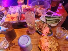 -喜鹊音乐酒馆(西街店)