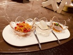 -海派悦庭·海胆烧麦·新融合菜(凯德广场店)