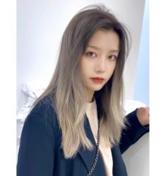 -丝语萱形象