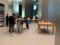 -Apple零售店(华贸购物中心店)