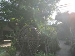 -万绿园