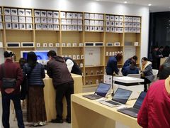 -华为授权体验店(中山公园来福士)