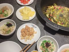 -大鱼山房鱼头火锅(老字号品质店)
