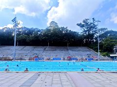 -越秀山游泳场
