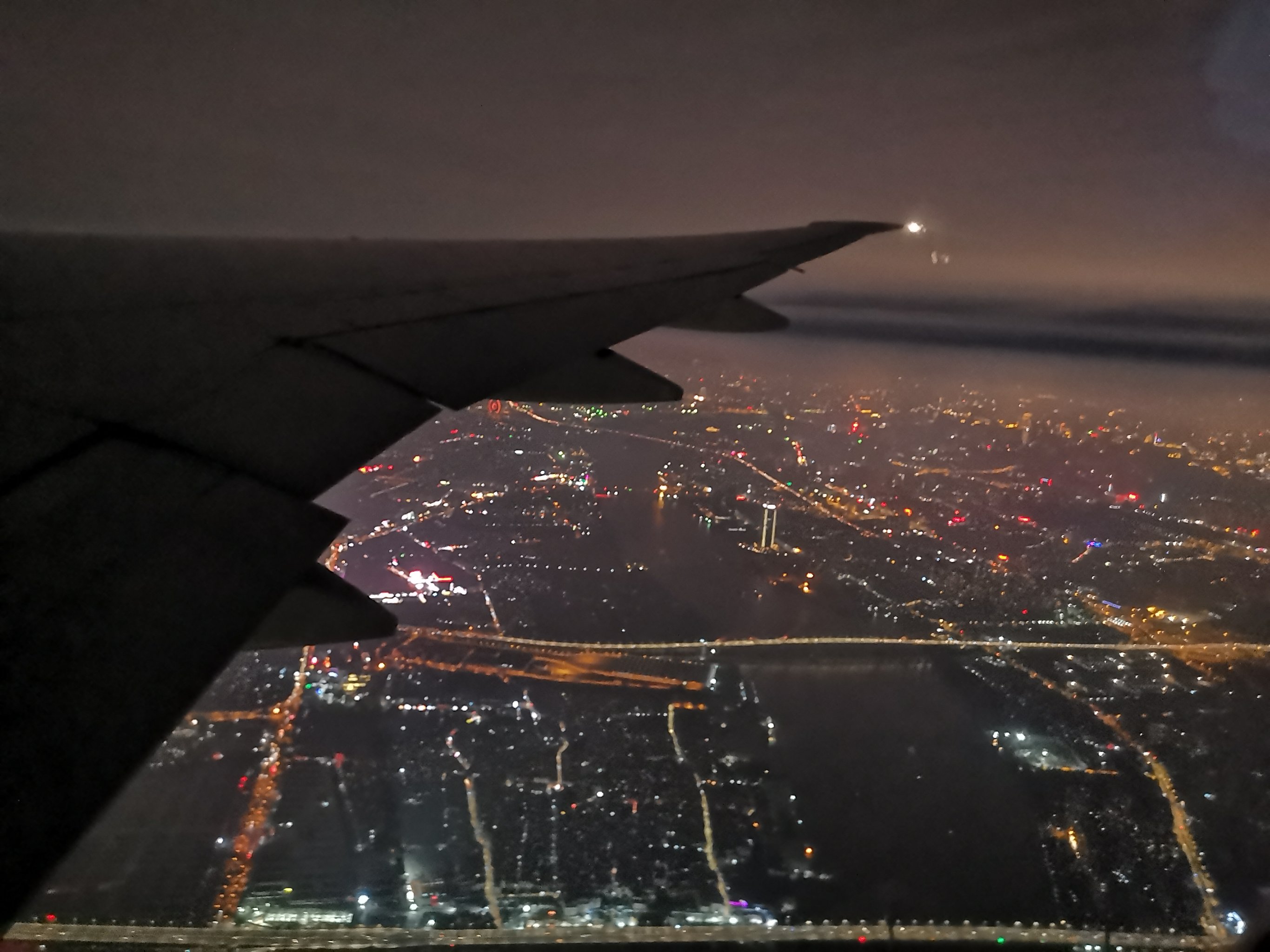 广州机场夜晚图片图片