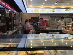 -红宝石·鲜奶小方·海派西点房(南丹店)