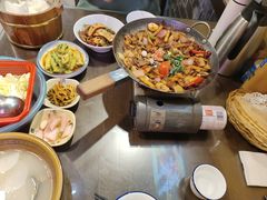 -富正毅三下锅·湘西韵味(天门山索道店)