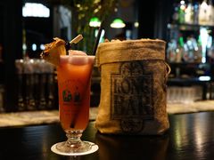 -Long Bar(莱佛士酒店)
