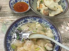 小馄饨-无名氏宵夜小摊(祝家三姐妹馄饨店)