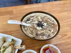 酸辣汤-小姜锅贴(凤凰街店)