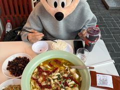 -巷子宽·酸菜鱼(迪士尼小镇店)