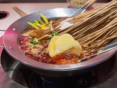 -钢管厂五区小郡肝串串香(奥克斯广场锦城万达店)