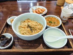 -蟹上黄·蟹黄面·江南糖水(人民广场店)