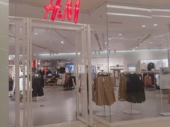 -H&M(华润万象城店)