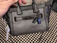 -COACH蔻驰(银泰店)