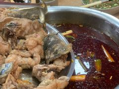 -肖肖酸萝卜鱼火锅(总店)