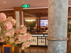 -八府香鸭·啫啫煲(华山路店)