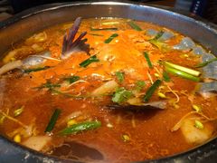 老凯俚酸汤鱼-野山舂·贵州现舂酸汤火锅(鸿通城店)