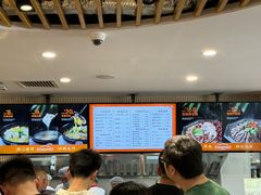 -闫家驴肉老店(华电一校店)