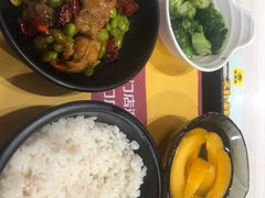 -老娘舅餐厅(黄龙体育中心店)