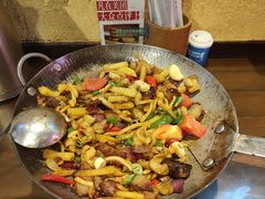 -富正毅三下锅·湘西韵味(天门山索道店)