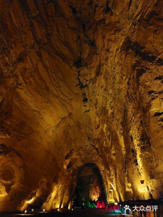 腾龙洞图片