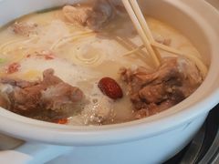 -小骨煲金华砂锅(转塘金街美地店)