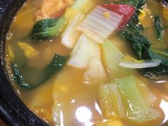 -金陵杨胖子·砂锅麻辣烫(金轮新天地店)