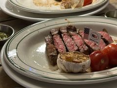 -MONICH牛排融合餐厅(和义大道购物中心店)