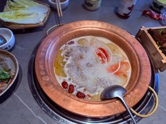 -阿婆情腊排骨火锅·野生菌季(古城旗舰店)