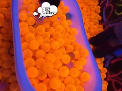 -爱蹦iBOON蹦床运动馆(江汉店)