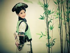-九月鹰飞汉服摄影工作室