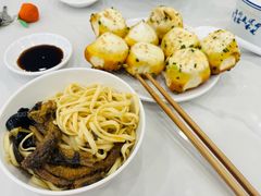 -老西白点心店