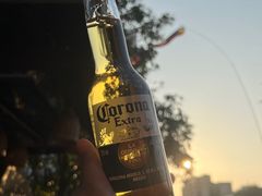 -城墙外BAR