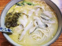 -明呈黄鱼面馆(斜土路店)