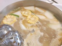 -肥仔文澳门猪骨煲(南京西路店)