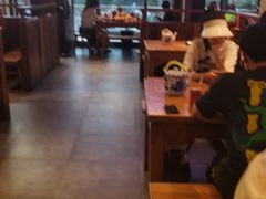 大堂-先启半步颠小酒馆(白麓里店)