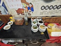 -三里屯土灶炖公鸡地锅鸡(江东店)