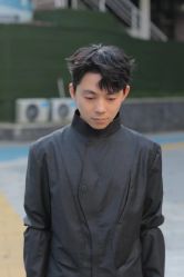 -一家只做男发烫染的店