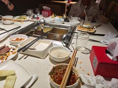-海底捞火锅鲜切牛肉主题店(长寿路店)