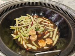 -俊家铁锅炖鱼(地工路店)