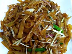 干炒牛河-鸽王世家(东华东路店)